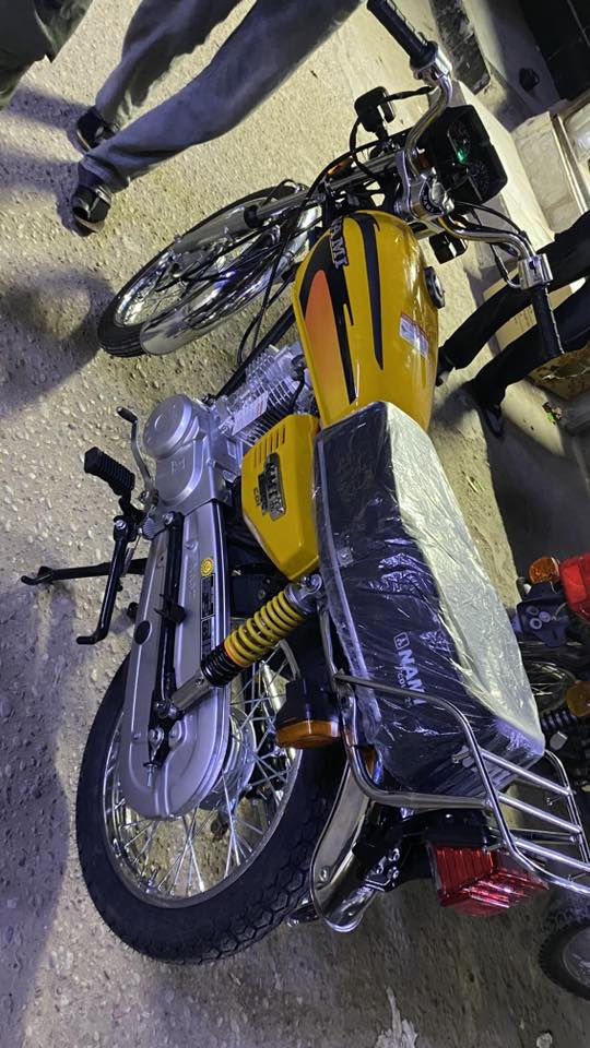 سلام عليكم دراجه للبيع نامه شلامجه اوراق سكنر 7 ورقات كفاله عامه بعدهي بدهن السحك البارحه نشدت  ***********
