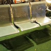 غراض مكتب • الإعلام • تقاطع درويش