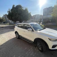 عدي سياره جيلي ازكاره موديل 2023. كير ومحرك مالها فولفو السياره .  سيا...