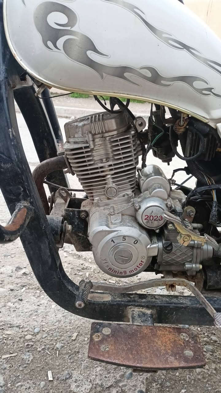 سلام عليكم ستوته البيع موديل 2023منفيس شرط شاصي شرط محرك مامفتوح السعر مليون 100
***********
