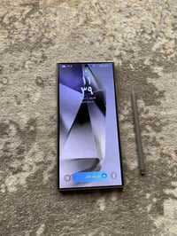 كلكسي s24 الترا رام 12 ذاكره 256 زوم 100x نضافة 100‎%‎ اللون ذهبي مامف...