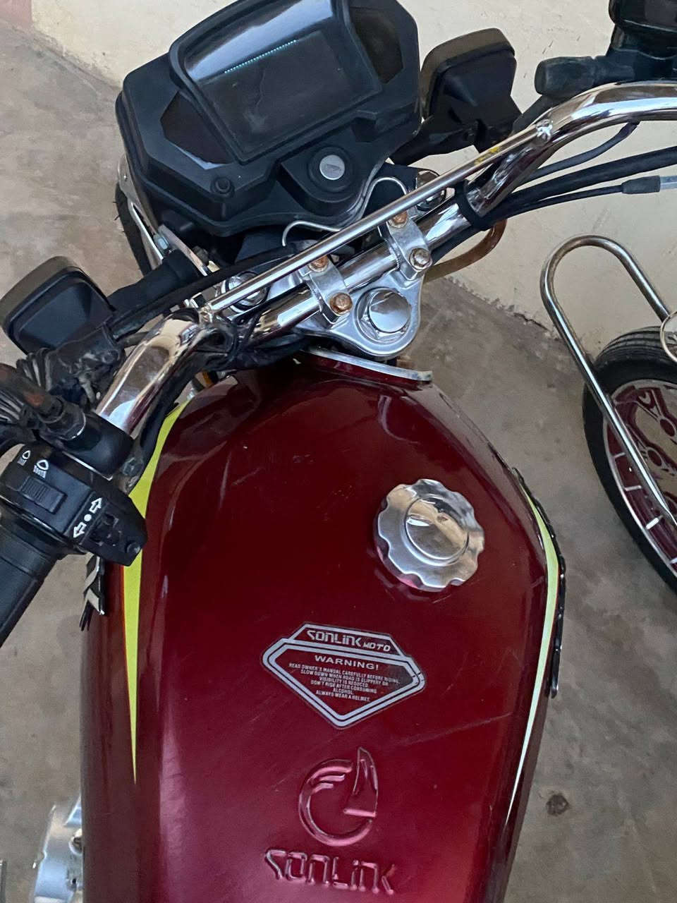 سلام عليكم دراجه للبيع
موديل 2023 محرك شرط ما مفتوح شرط اشاير شغالات لايت عالي ناصي دشبول كتروني الماطور اخذتة بل كارتون ما صار هواي من خذتة بعدة بلادي تعال وشوف بعينك 
طالب عليه 575 وبي مجال *********** هاذ رقمي
