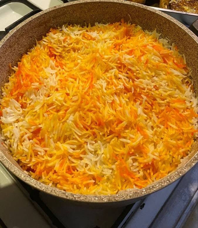 السلام عليكم غداكم علينه باجر انواع التمن برياني دجاج والحم حسب النفرات حجز خاص توصيل بس الكوت


**إذا كنت صاحب هذا الإعلان وتريد حذفه لأي سبب، رجاءا أرسل رسالة إلى الدعم الفني**
