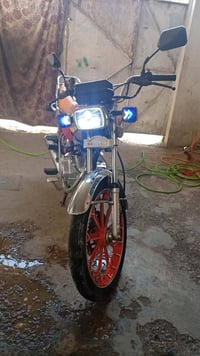 للبيع سيفان خمسه گير سلف+بصمه موديل 24شرط مامفتوح ومامضروب سبانه دشبول...