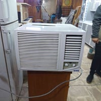 مكيف 2 طن نظيف كلش العنوان بغداد حي الجهاد الاستفسار على هذا الرقم 078...