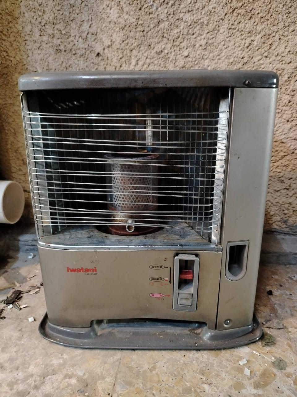 للبيع أغراض منزليه كلمن وسعره الشراي يتصل *********** النجف الاشرف
