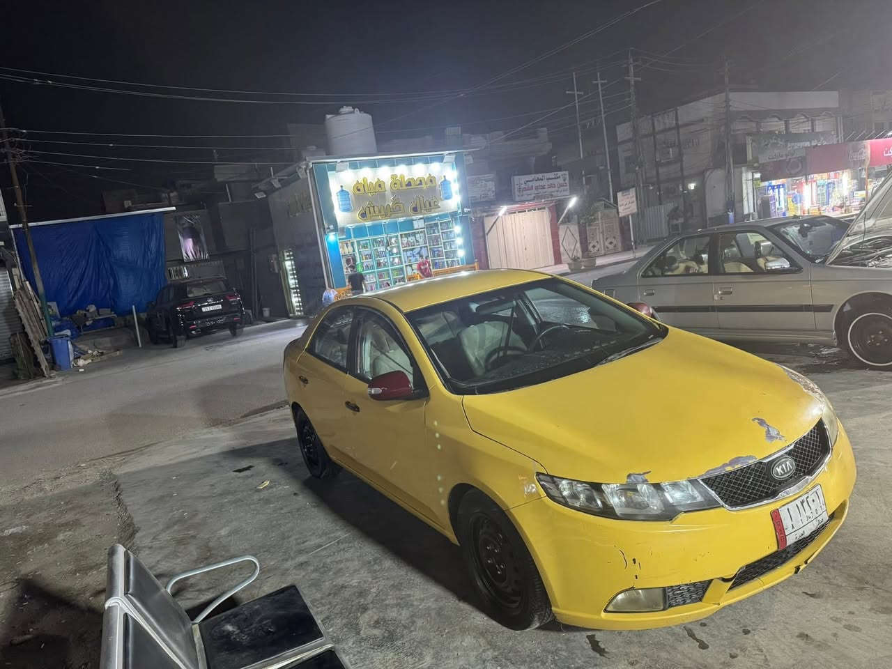 فورتي ٢٠١٠ امريكي مكينه ٢٠٠٠ دوش تبريد منضومه جديده كير مكينه مكفوله صدر امامي جديد سياره حادثهه ب امريكه جاملغ جهه السايق و بيهه طخطخات خفيفه رقم نكليزي باقي بس استلام دياله مشروع وطني
مكان السياره بغداد الزعفرانيه رقمي ***********
