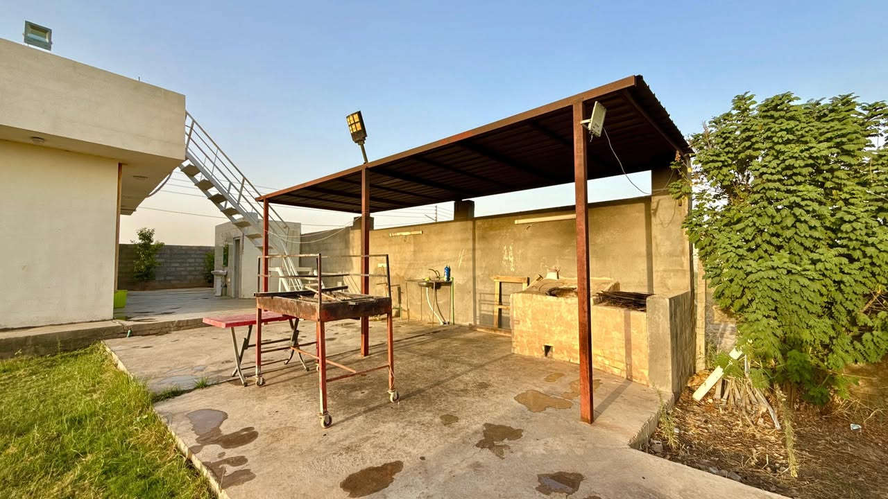 مزرعة التوت الترفيهية في بلد
سعر الشفت النهاري 125
سعر الشفت الليلي 150

للحجز واتس اب 
واتصال
***********
