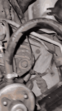 السلام عليكم النترا موديل 2010 للبيع وارد أمريكي حادث امامي الشاصي مسحوب بيه تصليح اكو فيديو ويه الصور للدواخل مال السياره مكينته2000 لا تنقيص ولا تبخير سعر 85 وبيه مجال قليل مكانه بغداد ابو غريب للاستفسار( ***********) (***********)
