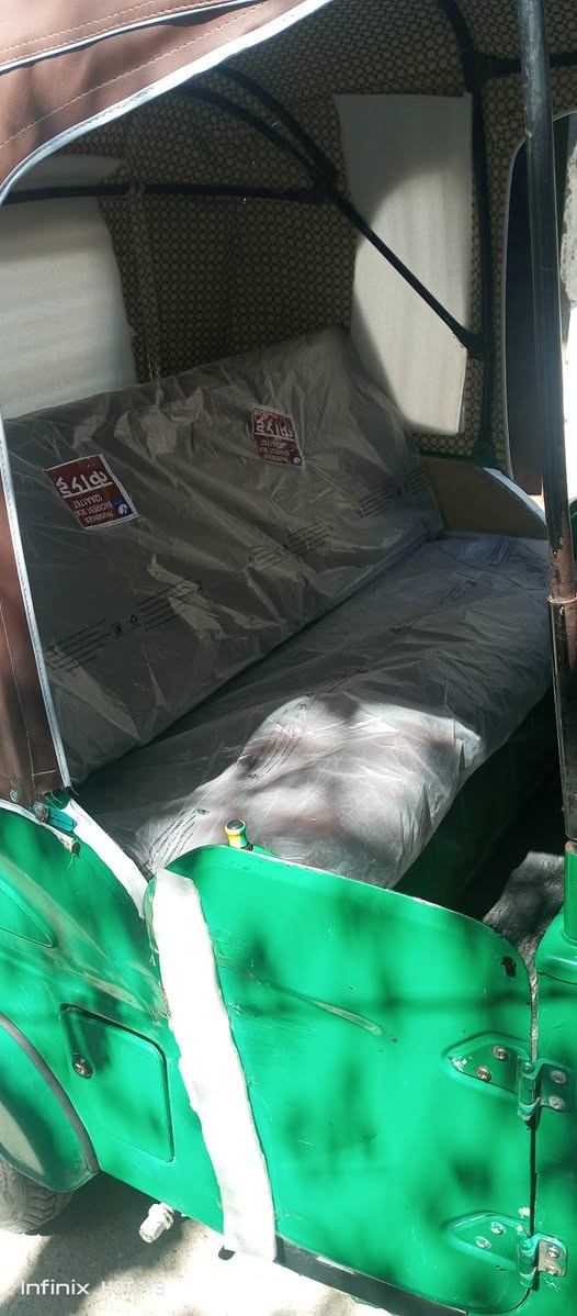 تكتك البيع مجفته شريكه 2021/11 البصره السعر سبع ونص مليون ***********
