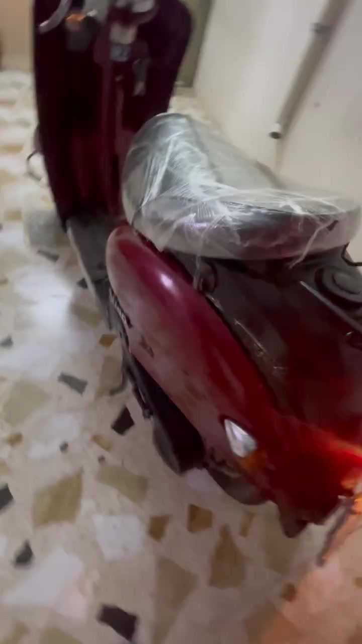 سلام عليكم عبد لحليم فحل للبيع كلها عل بلاد محرك كبس كابريتر بلادي اشاير عدادات كله شغال محرك اخرس /***********
