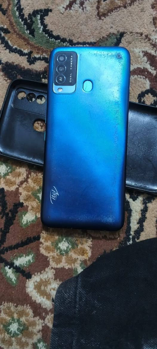 سلام عليكم عدي جهاز ولله ما عرف اسمه جهاز ذاكرته128جهاز جديد كدامكم سعره70وبي مجال الطيبين رقمي ***********وبي وتساب🥰مكاني ناصريه مركز
