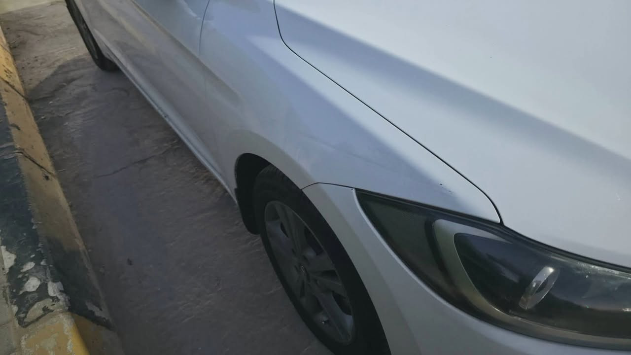 Hyundai Elantra 2017 2.0 dohc
هيونداي النترا ٢٠١٧ مكينه ٢٠٠٠ دوش رقم بغداد الدولي نص فول مري شفط فتحة قطعتين تبريد بدون بصمه 
كفالة من الصبغ و الضربة عدا تكحيلة كرت بالجاملغ الامامي جهه العبري نوزلات  بلكات فيت بم جديد منظومة تبريد جديدة تخم تايرات اقل السنه من شادة 
السيارة ممشى ٨٧ الف كيلومتر قابل للزيادة تدك جرس فوك ١٢٠ 
السعر90 و بيهه مجال للشراي
مكان السيارة كربلاء المقدسة 
للأستفسار الاتصال على الرقم ***********
