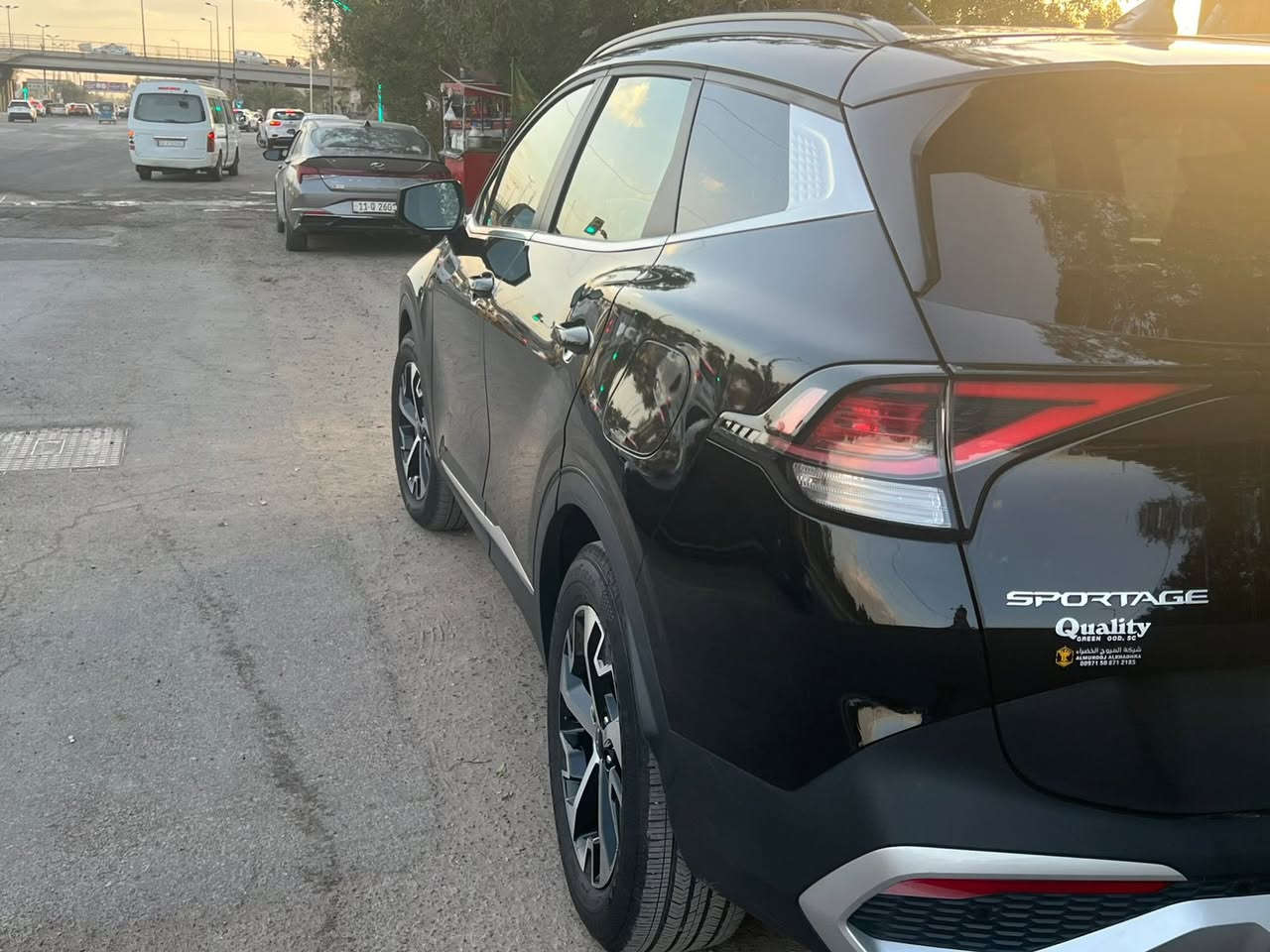 السلام عليكم
كيا سبورتج موديل 25 أمريكي 

لون اسود 

حادث خفيف واضح للصور 

بدون دواخل 

مواصفات ex

كشنات تدفئه جلد لونين 

بانوراما 

شاشه متصله 

داخل لونين

ماشيه 18000 كليو 

بعد هواي مواصفات بيه 

السعر 230 وبيه مجال 

العنوان الاعضميه

***********
