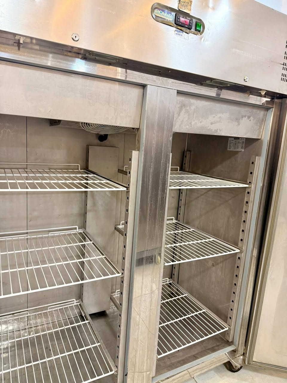 للمطابخ والمشاريع الجاهزة للشغل! 🔥🌙
☎️☎️ 01128863948

لو عندك مطعم – فندق – كافيه – سوبر ماركت – مطبخ تجهيز
يبقى لازم تبريد و تجميد قوي يعتمد عليه 24 ساعة ❄️💪

✅ ثلاجة 2 باب فوستر إنجليزي
✅ فريزر 2 باب بولار إيطالي

⭐ مواصفات تخليك تشتري وانت مطمن:
🔹 سعة تخزين ضخمة 1200 لتر
🔹 تبريد و تجميد قوي مناسب للشغل التقيل
🔹 استيراد استعمال خارج بحالة ممتازة
🔹 خامات قوية تتحمل التشغيل المستمر

🎯 مثالي لـ:
🍽 المطاعم الكبيرة
🏨 الفنادق الحلواني
☕ الكافيهات
🥩 محلات اللحوم والمجمدات
🥘 مطابخ الكاترينج

🎁 خصومات رمضان لفترة محدودة
⚠️ الكمية قليلة… الحق العرض قبل ما يخلص!


**إذا كنت صاحب هذا الإعلان وتريد حذفه لأي سبب، رجاءا أرسل رسالة إلى الدعم الفني**