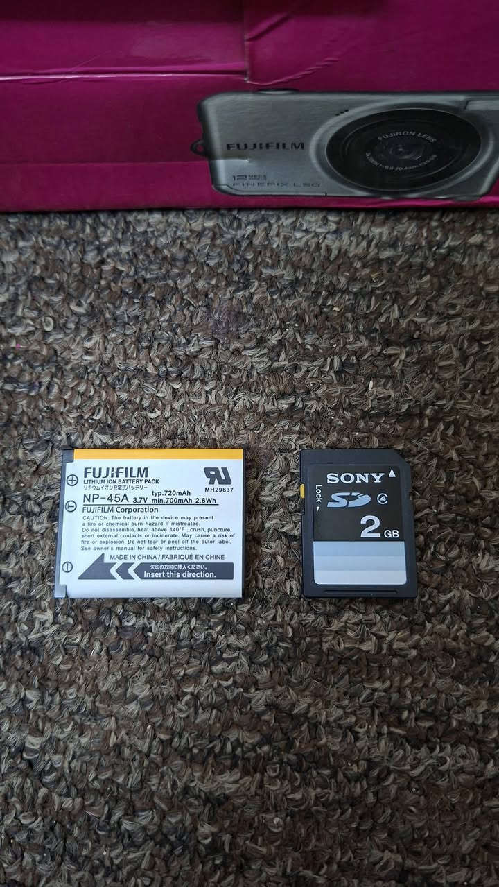 السلام عليكم بغداد البلديات الضباط كاميرا للبيع تصوير  فيديو و صورة جديد ذاكرة 2
*********** واتساب 
100 الف
