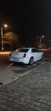 كرايسلر 300 • ٢٠١٨ • بصرة