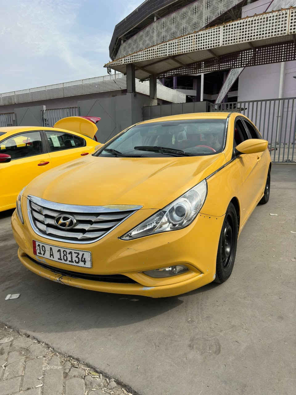 سوناتا أمريكي 2013
حاملغ امامي ايمن فقط من امريكة
السعر 90 مكانها حاليا بغداد 
حاهزة غرفة نظيفة 
تايرات جديدة 
***********
