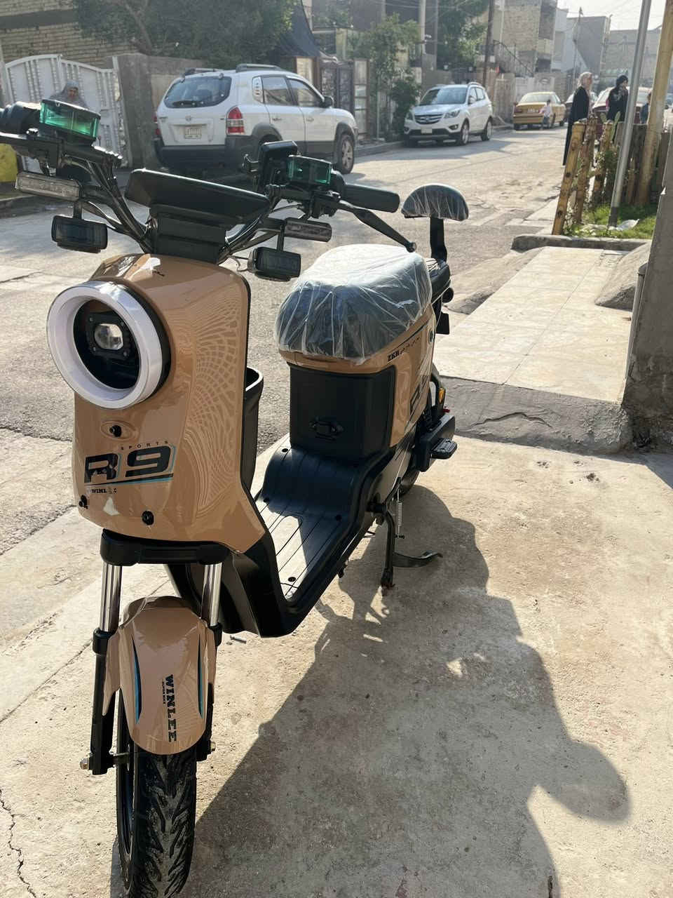 سلام عليكم.
دراجه للبيعR9
____________________

موديل 2026
بطاريات اكبار 
بيهه مسجل دراجه اي نقص مابيهه فقط الايت الامامي

السعر :365 وبيهه مجال قليلللل
مكان شهداء البياع
الهــاتف***********
