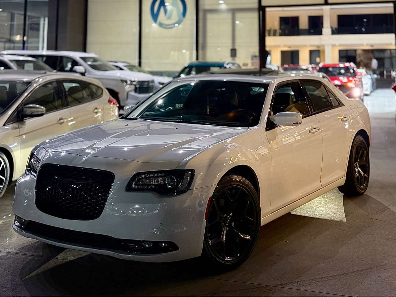 كرايسلـر اوبامـا Chrysler S300
• موديل: 2023 
• ماشية: 6 الف ميل فقط
• السيارة (كاتي) تترقم شمالي

امريكي جاملغ خلفي صبغ وباب مبدل بلادي نفس اللون يعني قطعة صبغ فقط بدون دواخل

جديدة كلش بحالة الباقي الوكالة كفالة

المواصـفــات
• بانـورامـــا
• شاشة كاربلـي
• رادار جانبي وخلفـي
• نقطة عمياء بالمري
• مري قـلاب
• كشنات جلـد اسود S
• كشنات هيتر • مري هيتـر
• اشاير بالمـري
• حساسات امامي خلفـي
• سستم سماعات البايـن
• دمام صوت بالصنـدوك

سعر: 295$
العنوان: اربيل - للاستفسار
اتصال - واتساب: *********** أربيل, العراق
