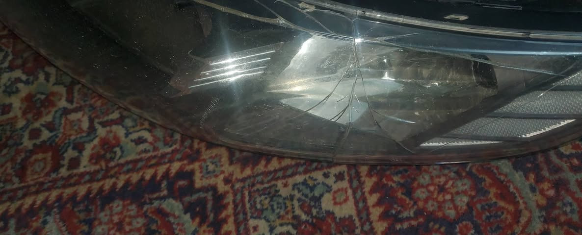 فوانيس سيراتو 2010
طقم فوانيس سيراتو 2010 أصلي (خلع)
​فردة بحالة ممتازة (فيه شرخ في الباغه ).
​فردة محتاجة تلميع وفيها كسر في الودان (موضح بالصور).


**إذا كنت صاحب هذا الإعلان وتريد حذفه لأي سبب، رجاءا أرسل رسالة إلى الدعم الفني**