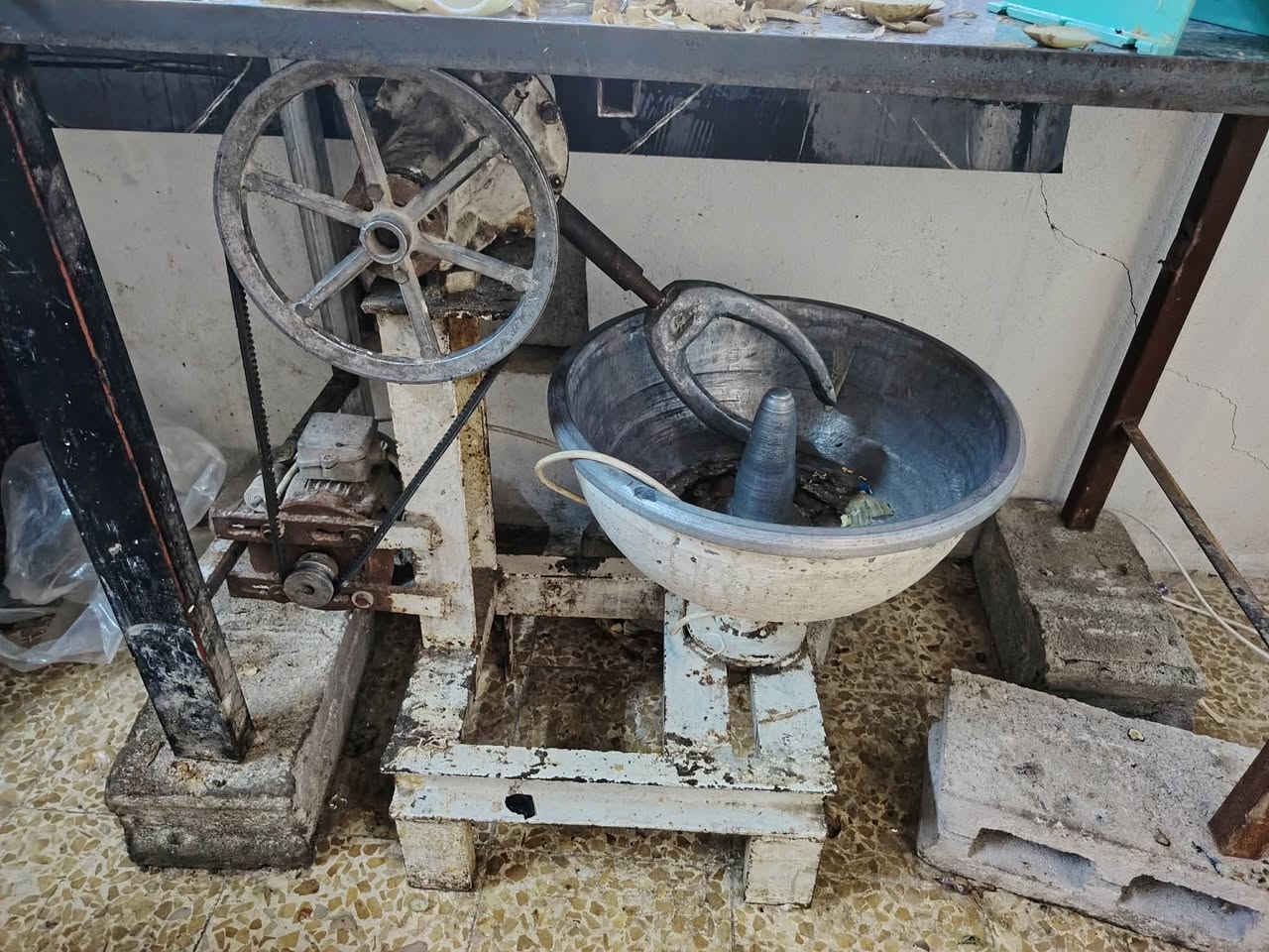 غراض مطعم للبيع
فرن كبير شغل ودرجة أولى 500

عجانه 200الف

عارضه 100

طباخ 50

طباخ فنكر 100

كريل كبس 100

ميز مع كراسي100


**إذا كنت صاحب هذا الإعلان وتريد حذفه لأي سبب، رجاءا أرسل رسالة إلى الدعم الفني**