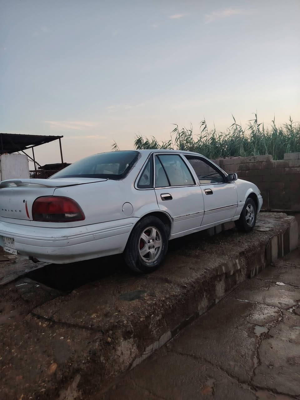 سلام عليكم سياراه البيع ابرانس اوته ماتيك مديل 96 سعر 28 بيه ماجال  مكلفه بل نشرار ***********
