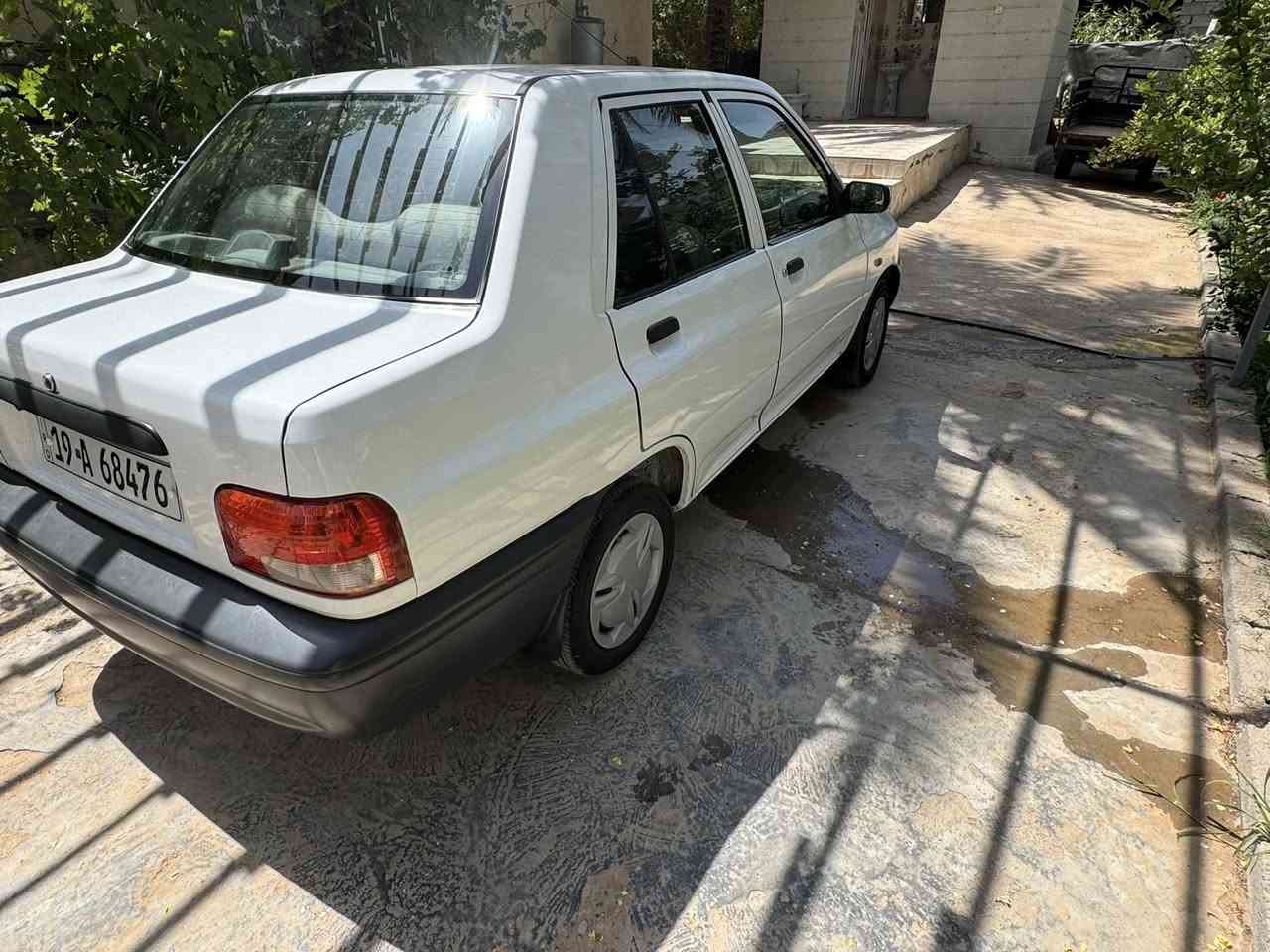 يالله السلام عليكم اخوان سايبه للبيع موديل ٢٤ماشيه ٨٠السياره شركه جديده محرك كير حداديه تخم تاير  بعد سياره جديده مايحتاج اذكر رقم كربلاء دولي تحويل مباشر السياره بيها شبر بارد فقط بل جاملغ لأمامي بدون فتح المكان كربلاء الحسينيه السعر ٦٥ وبيها مجال بصيط لاستفسار اتصال فقط ***********
