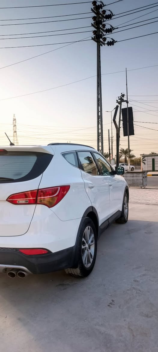 سلام عليكم.    للبيع فقط.  سنتافي 2014. 4سلندر 7راكب 3قطع تبريد ماشيه170 حقيقي 
رقم اربيل باسم شركه وكاله تحويل ماكو مشكلة 
السياره بيها ربع جاملغ مصبوغ امامي والباقي كفاله عامه من فتح وصبغ وتبديل كفاله عامه كير مكينه حداديه تبريد كفاله عامه السعر 137وبيها مجال قليل حك الجيه مكان السياره النجف للستفسار *********** النجف, العراق
