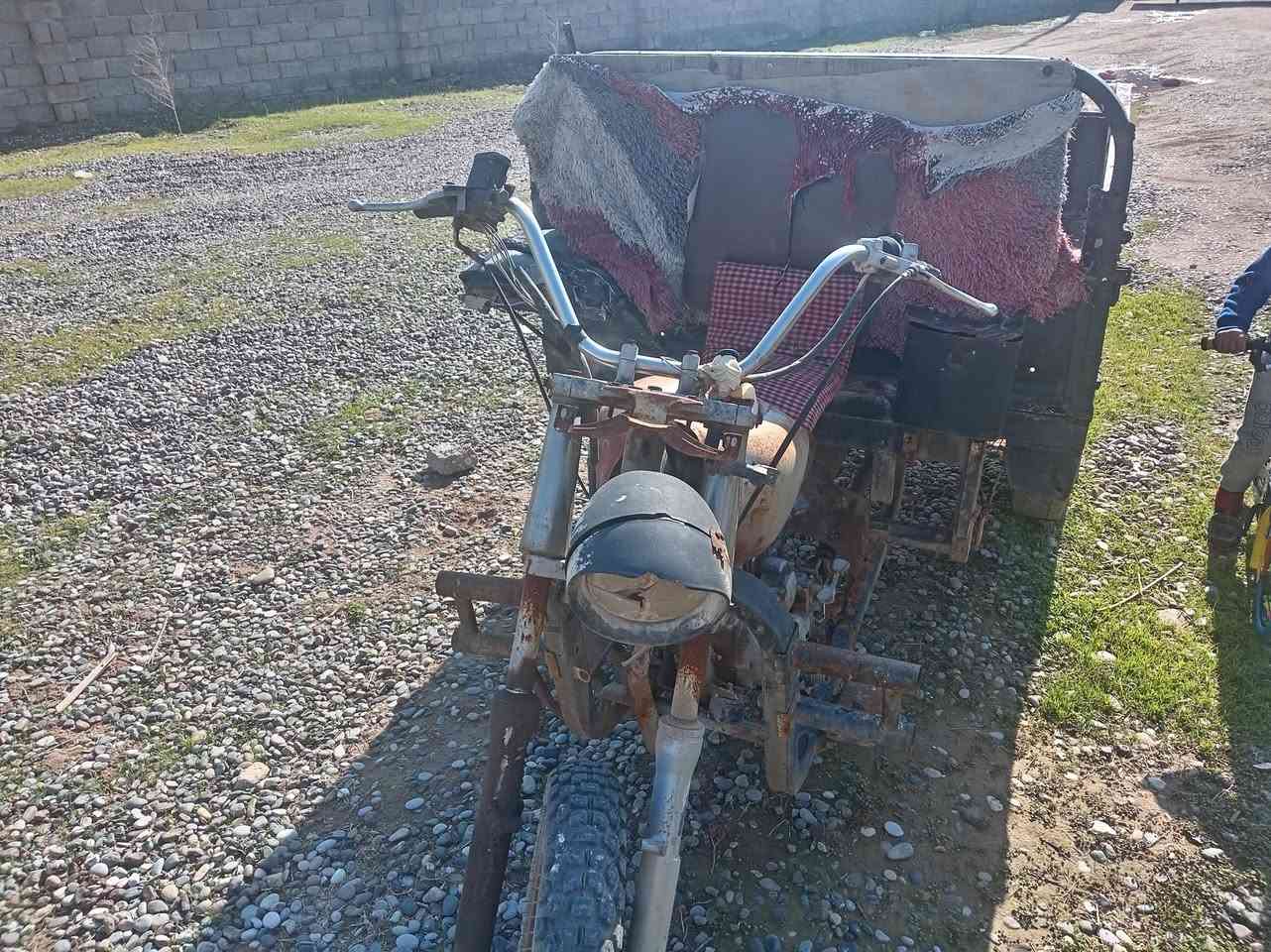 السلام عليكم ستوته البيع عايزها شغلات بسيطه والسعر 400 رقم ***********
