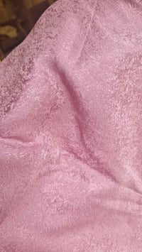 وردي • جديدة • قطعتين ١م×٣م