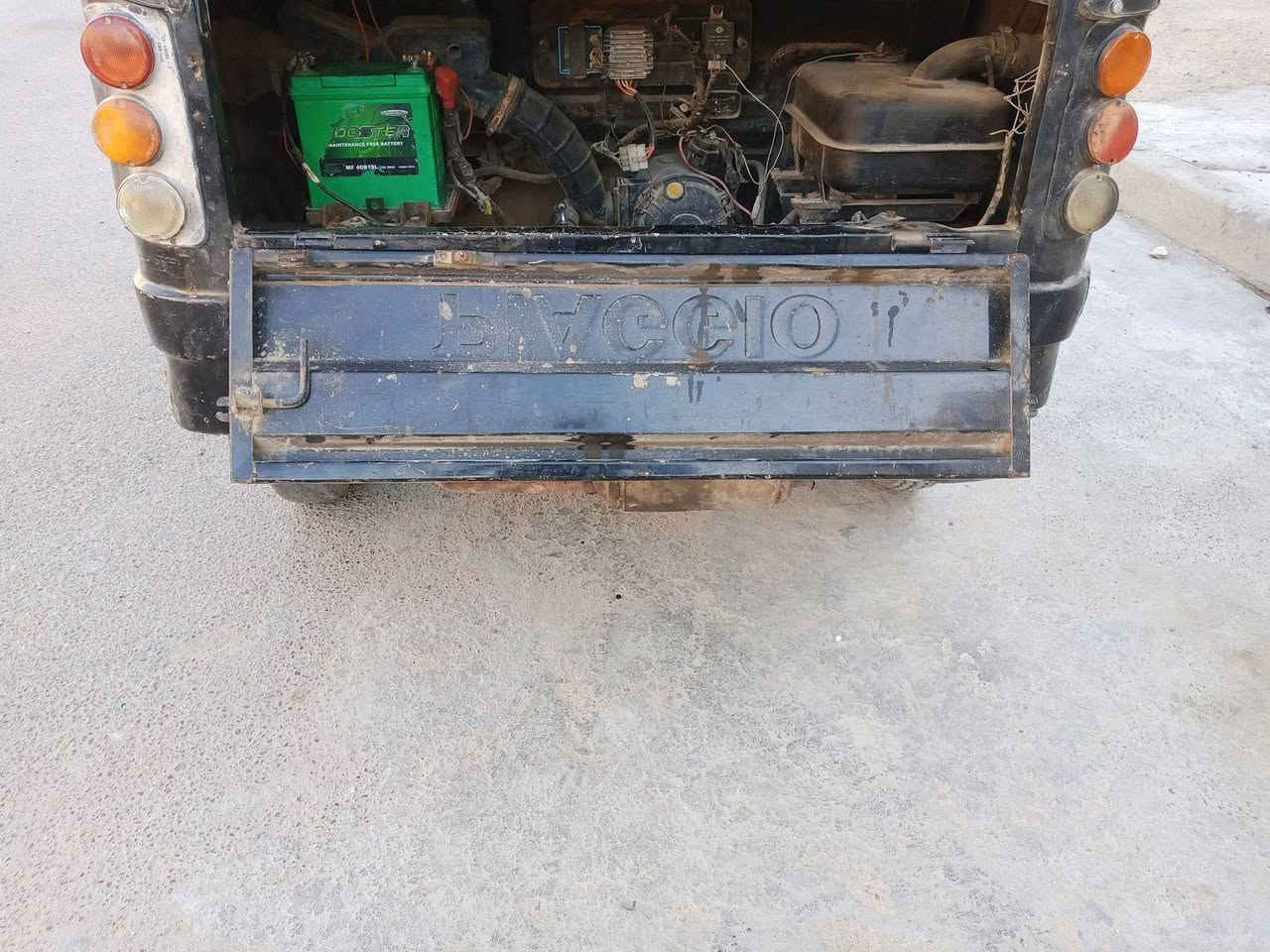 السلام عليكم عارض تكتك بياجو 
مديل19 مكينه تجفيت جديد 
وشغاله مابيه اي شي  077453 42406
عارضه مليون و400بيها مجال للطيبين
