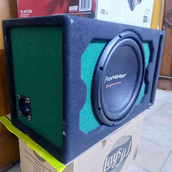 يالله
12 انج دبل كويل ما يحتاج حجي مواصفات كدامك متوفر توصيل 
سعر خاص وهاذ رقمي وبل خدمه 
***********
Pioneer
