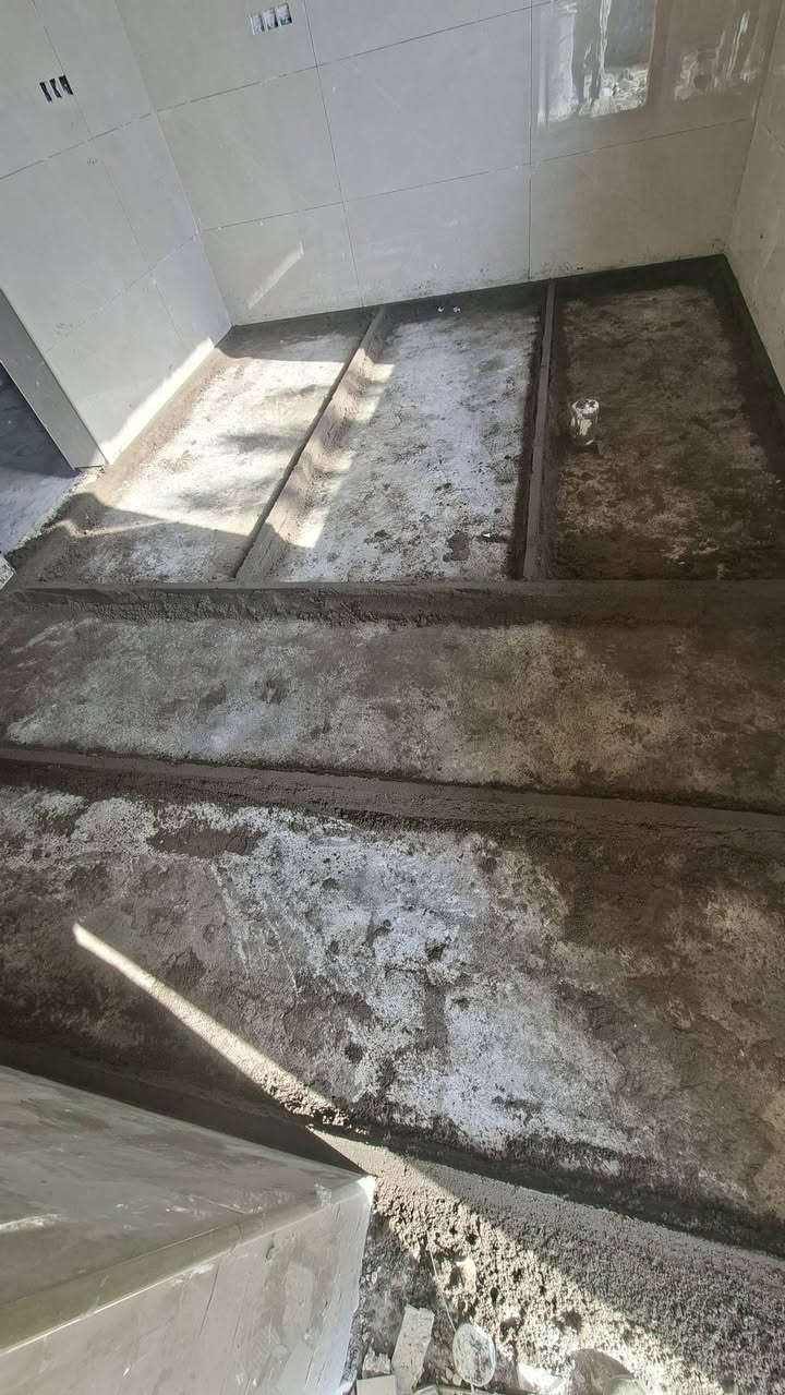 السلام عليكم
يتوفر كادر تصفير ارضيات 
ضمان ودقه بالعمل وشرط الفحص بالليزر 

للحجز 
واتساب فقط 
***********
