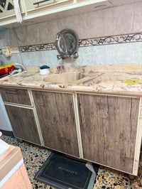 كاونتر • نضيف جداً • استعمال قليل