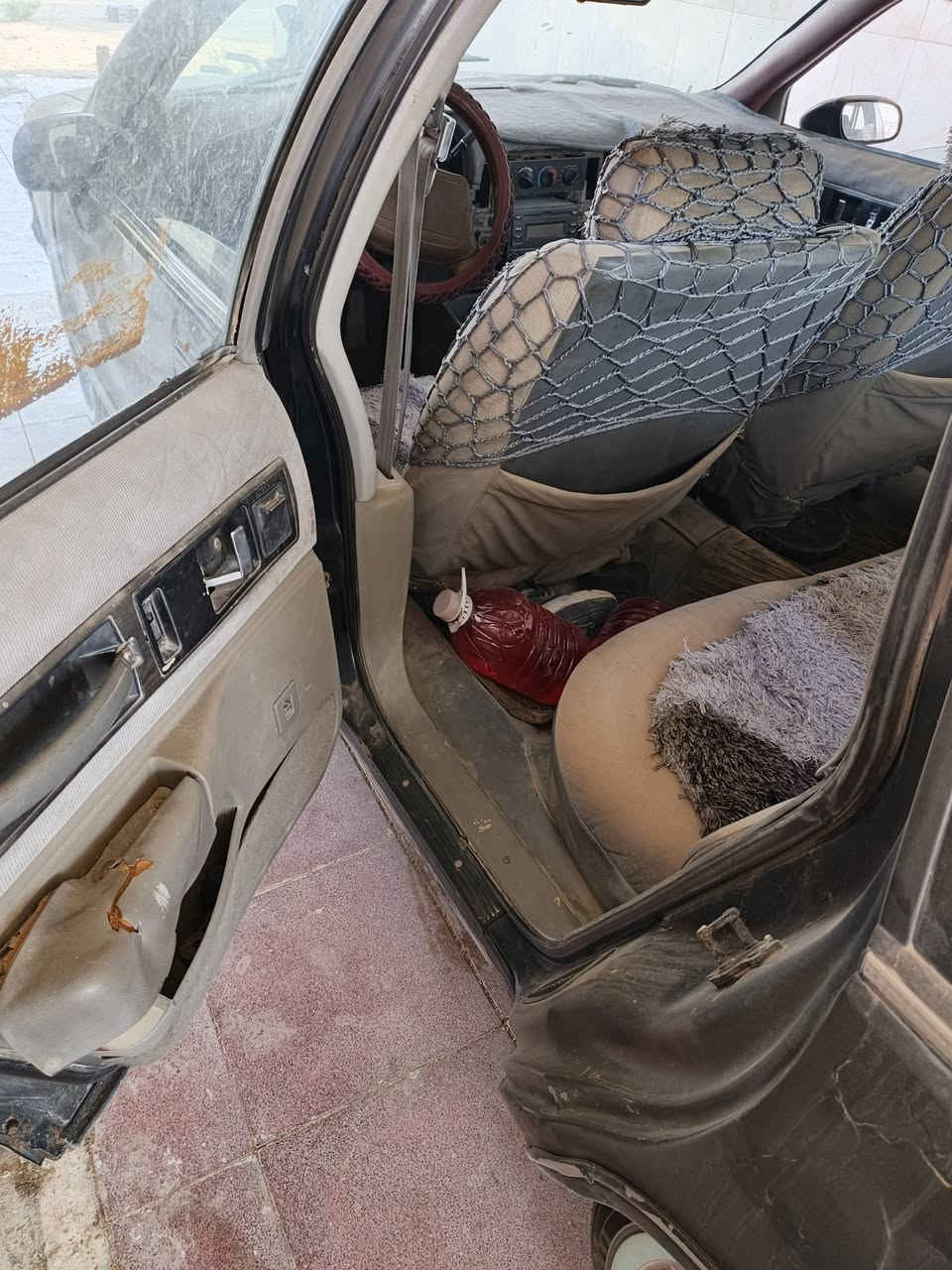 سلام عليكم دولفين للبيع موديل 95
كير محرك 3000 ياباني
تخم تاير جديد
كهربائيه شغله
منظومه تبريد بيه كامله 
رقم ديالى حائز ثالث مالكه يمي بل ديوانية
وكاله عامه ب اسمي جديدة ام باركود
ملاحظه بيه لوحة خلفية مفقودة 
السعر..20 وبيه مجال السراي
عنوان ديوانيه استفسار على رقم ..
***********
