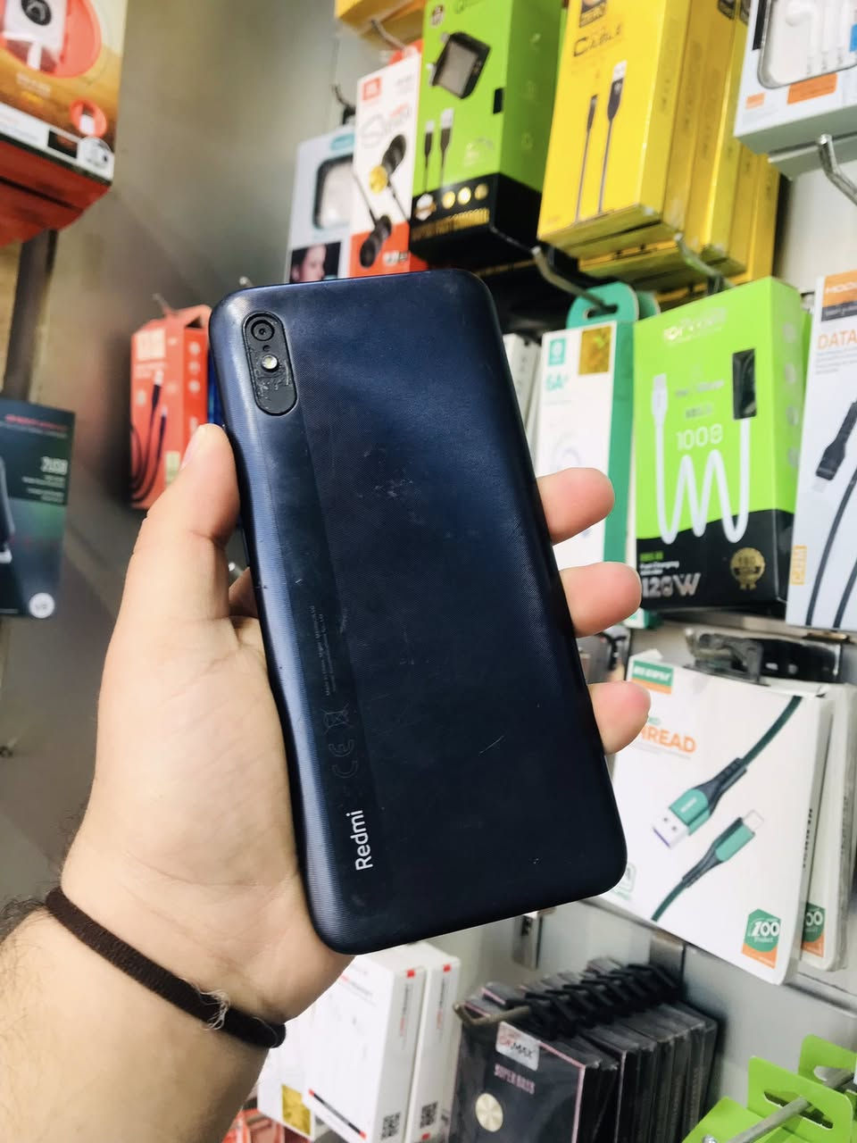 السعر 45 ثابت اخوتي
ريدمي 9AT مستبدل شاشه اصليه فحص الضمان وبي جامة الكاميرا مكسوره متاثر بشي ثاني باقي كله شغال مكاني الرمادي ال 7 كيلو مركز رمادينا


**إذا كنت صاحب هذا الإعلان وتريد حذفه لأي سبب، رجاءا أرسل رسالة إلى الدعم الفني**