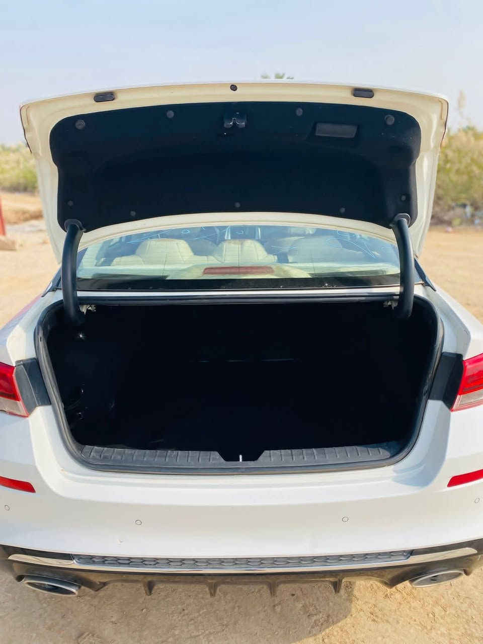 السلام عليكم ابتيما خليجي مديل 2020 محرك 2400 رقم بغداد بسمي سعره 175 بيه مجال الطيبين ماشي 137 ببه جاملغ بنيد نفس شي مصلحات مكانه بالسماوه ***********
