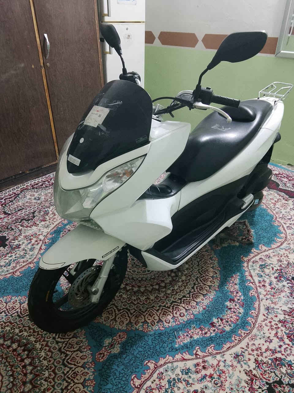 درجة pcx جيل اول مكينة مكفولة كهربائيات كلها شغالة حساس استان حساس ازدحام شغالات دراجة ماشية 29 كفر بيه شخوط بسيطة سعرها 13ونص ورقة وبيها مجال بسيط العنوان ديالى بعقوبة
رقم الهاتف ***********
