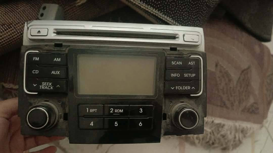 السلام عليكم مازدات سوناتا مقدس زوج هو والكلوبات ومسجل بلادي هو والشباج الشباج مكسور شويه للبيع
المكان حله  رقم تلفوني *********** والسعر كلش رخيص
