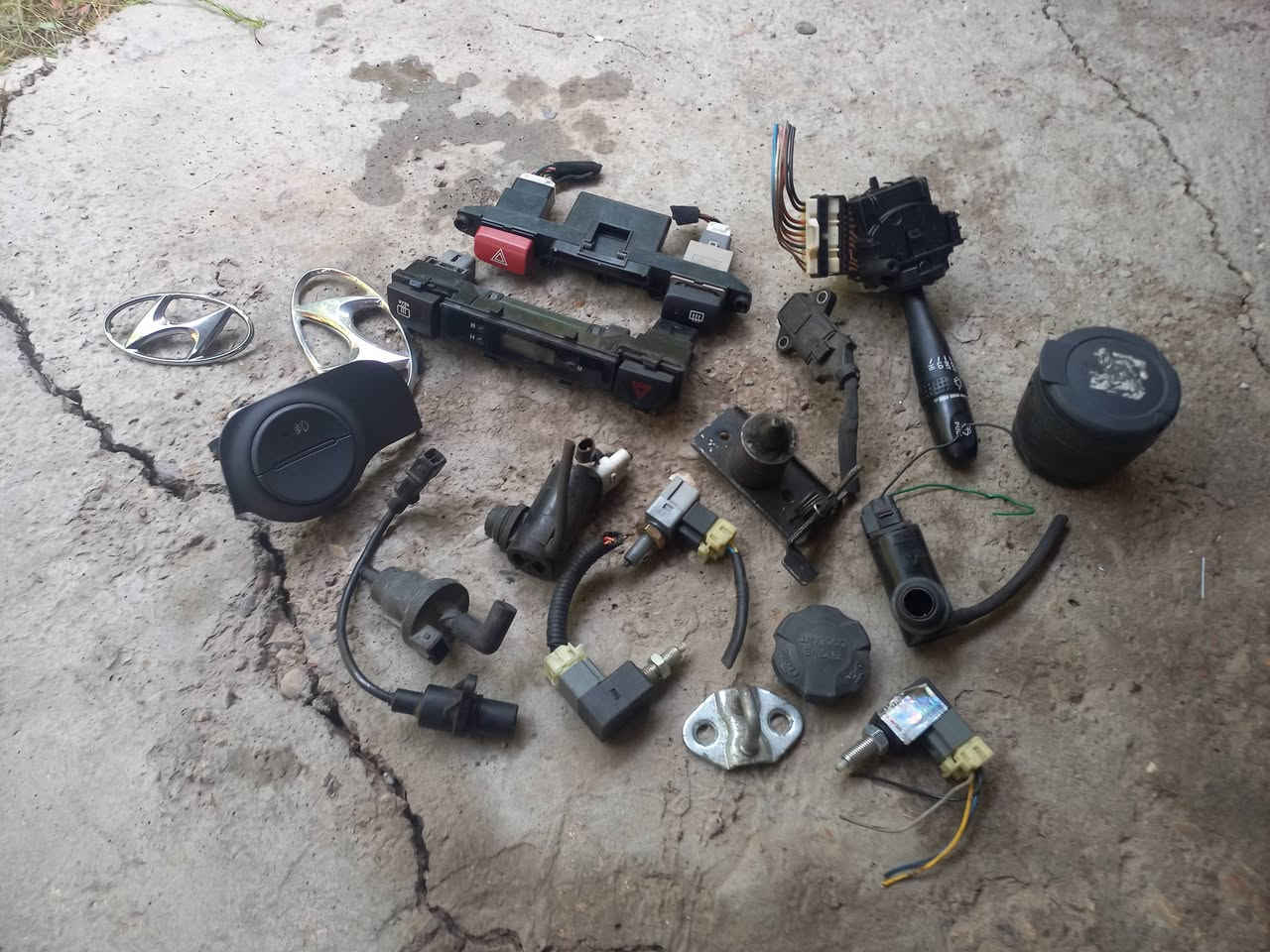 السلام عليكم من رخصت الادمن غراض اكسنت موديل ٩ او١٠ قيم واخذ *********** مكاني بغداد
