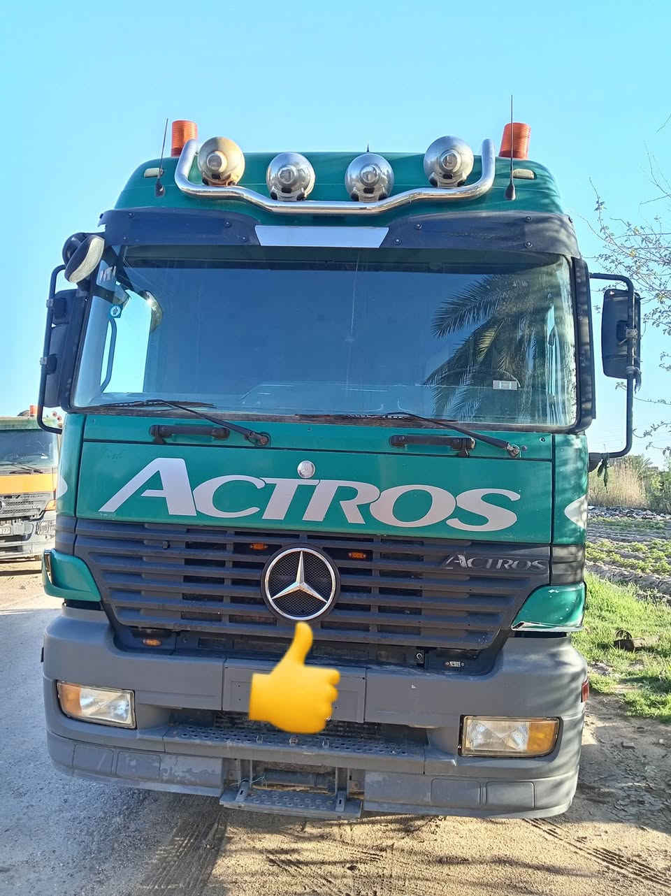 سلام عليكم سياره للبيع موديل 2002 
مقفوله كفاله عامه ***********.              ***********
