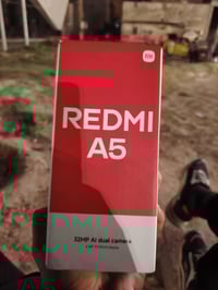 موبايل للبيع بعده بل كارتون مامستخدم سعره 230بيه مجال  رقم الهاتف 0777...