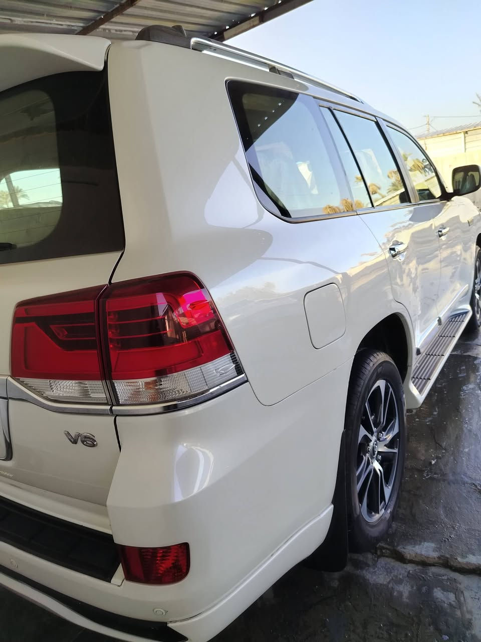 السلام عليكم لاندكروزر 2016 بريم كفاله بارد بسيط ماشيه 113 رقم بغداد دولي باسمنه سعر 475 مجال قليل *********** مكانهه حله
