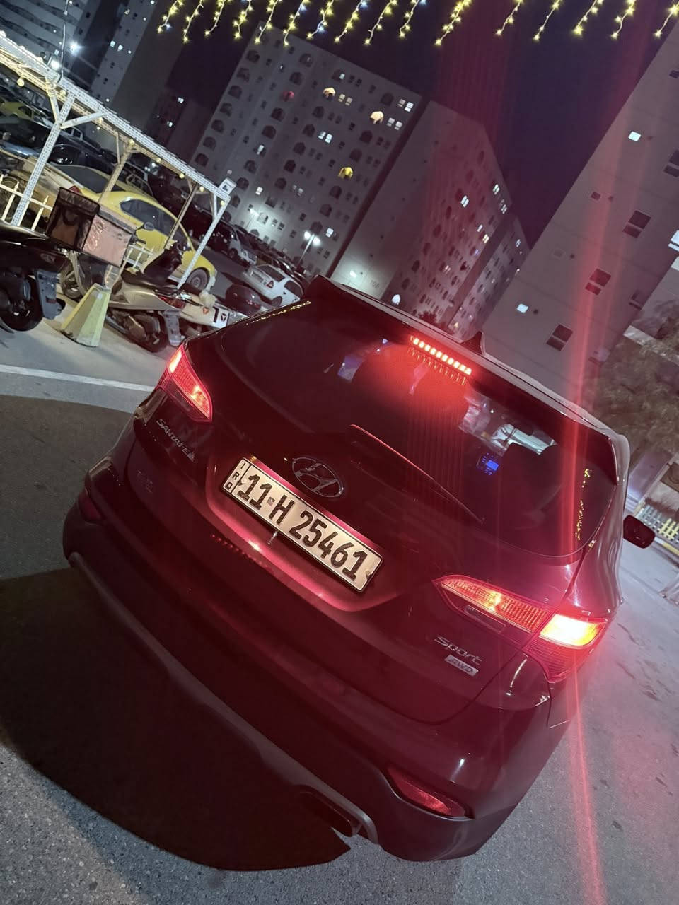 السلام عليكم اخوان
سنتافيا 2016 وارد امريكي 
الحادث دعاميه وبنيد فقط 
ماشيه 193 الف حقيقي كير مكينه بلادي ممفتوح ولا ملعوب بيه السياره جديده جداً 
مكينه 2400 GDI
رقم بغداد باسمي تحويل شوكت متريد 
السعر 150 ورقه وبيه مجال بسيط 
ترهم بيع أو مراوس 
للاتصال ***********
أو راسلني خاص وتدلل
