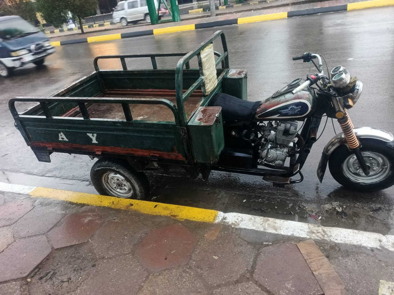 اسلام عليكم ستوتة للبيع السعر 550 العنوان بلدروز ***********
