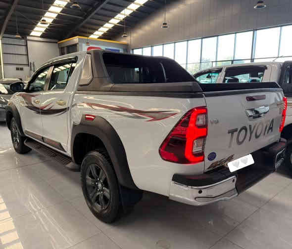 تی ار دی TRD 2023
محرک 6 سلندر شریکە سید نهرو 
فول مواصفات شاحنە بلوتوث بنید جکات لایت لید بصمە یدات ذهبی نضام ایکو و سرعە و تحدید سرعە مری اشارة حساسات فول فول     
مکفول کفالە عامە دعامیە لدعامیە
ماشی  50 الف حقیقی جدید 
رقم السلیمانیە بشرط تحویل وغرامە
سعر 383 بی مجال بصیط
مکان قضاء کلار شارع المعارض
***********
