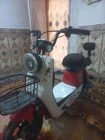 سلام عليكم دراجه شحن فول مواصفات باتريات 2026 حجم 16المكان البصره الزبير قرب مستشفى الشفاء السعر 280وبيهه مجال بيع مستعجل رقمي واتساب فقط ***********
