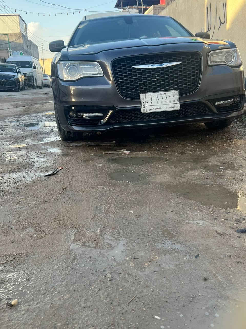 وباما ١٦ اصل بصره بسمي  جاملغ وبنيد مبدلات والباب خلف سائق جانت بي طخات بسيطه وبدلته باب وكاله سياره حداده من طول لطول نافضه سياره فقط تحتاج ادامه لئن ما بدل بيه بلاكات فقط سياره ب ١٧٥ وبيه مجال. للتواصل ***********
