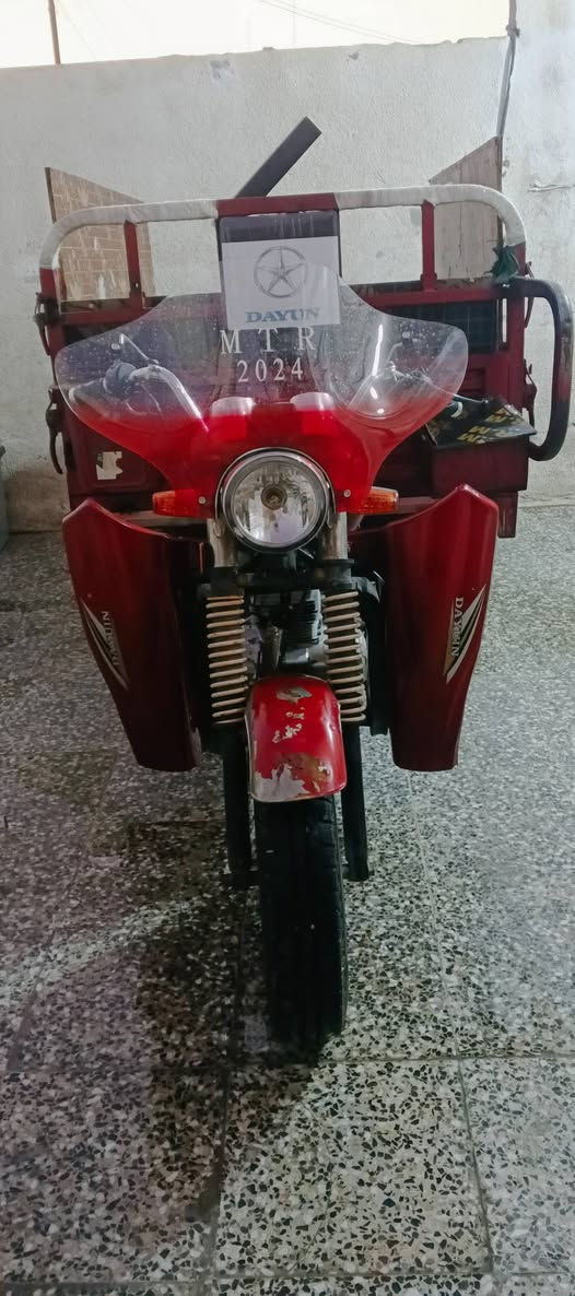 السلام عليكم ستوته دايوان موديل 2018 أوراق كامله كهربأيات شغاله سلف وهندر لايت اشاير  كله شغال مكينه 2024 بدي مغلف تخم تاير جوبلس اكسل كبس السعر 1200وبيها مجال حك الجيه العنوان بغداد السياحي مقابل حسينيه المعامل متواجد واتساب وهاذه رقمي ***********
